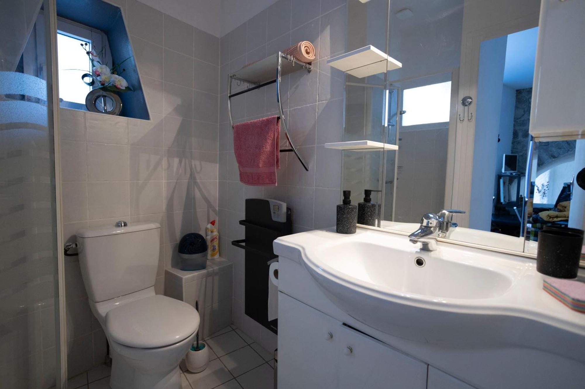 Le Studio Jaujac Luaran gambar